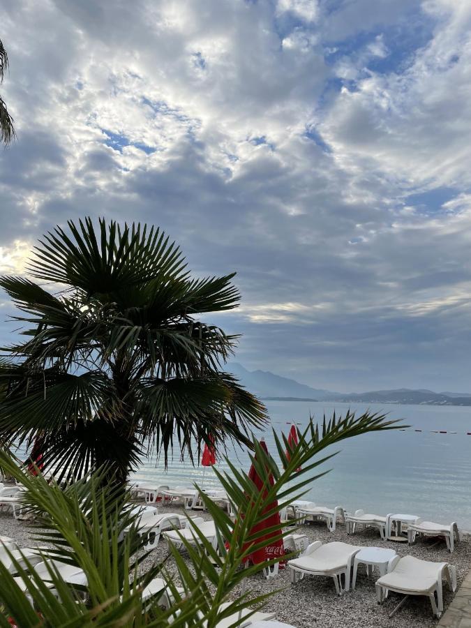 Hotel Azzurro Χέρτσεγκ Νόβι Εξωτερικό φωτογραφία
