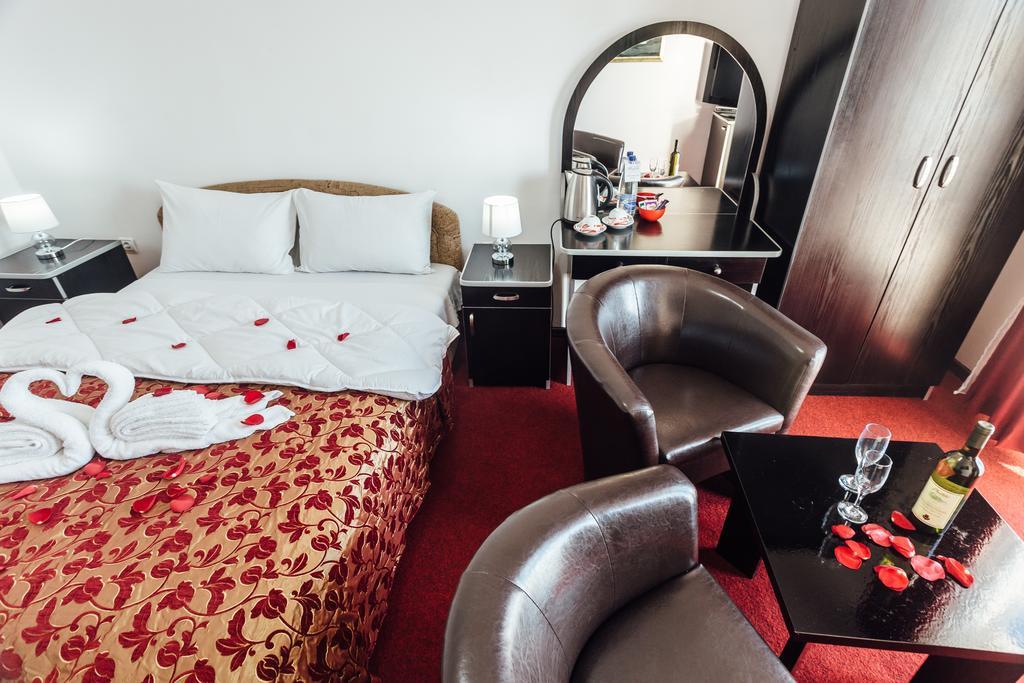 Hotel Azzurro Χέρτσεγκ Νόβι Εξωτερικό φωτογραφία