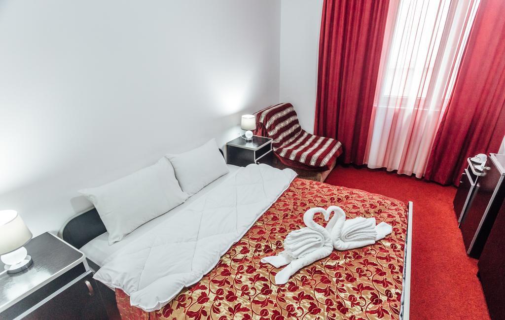 Hotel Azzurro Χέρτσεγκ Νόβι Εξωτερικό φωτογραφία