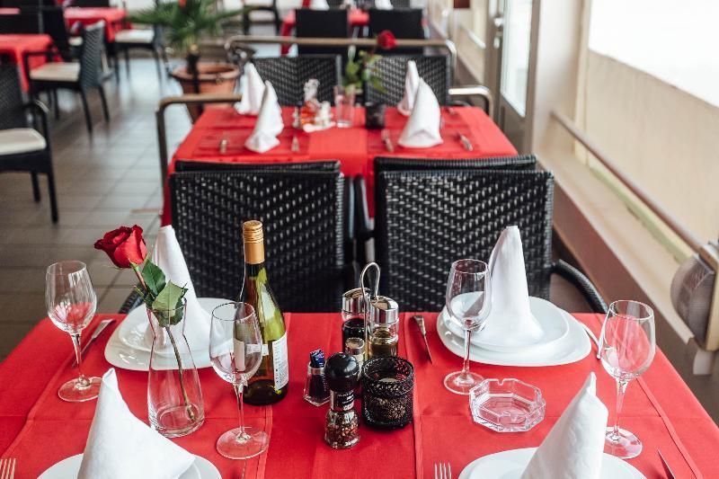 Hotel Azzurro Χέρτσεγκ Νόβι Εξωτερικό φωτογραφία